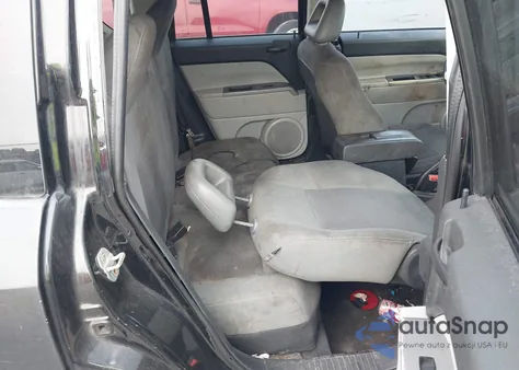 2007 Jeep Compass Sport z USA, uszkodzony, nr VIN 1J8FT47W97D370894